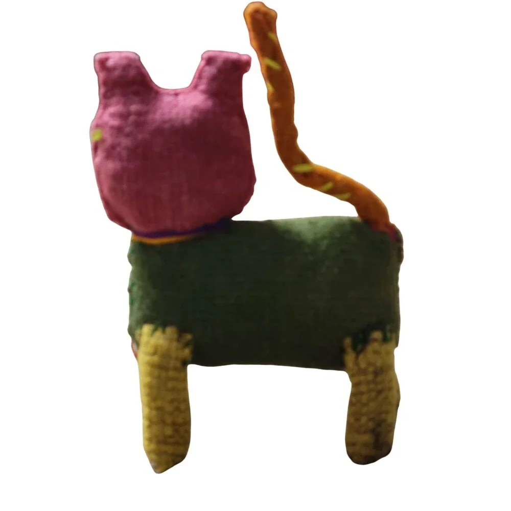 Folk Art Wool Standing Cat 8